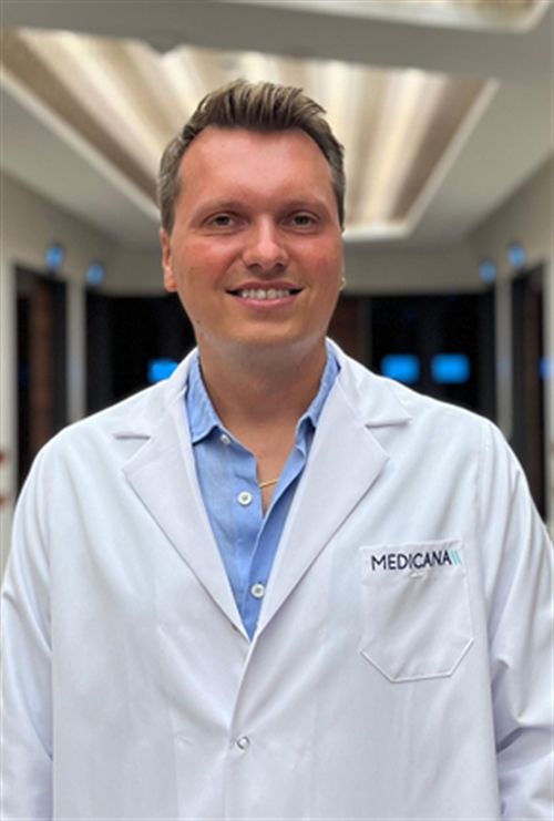 Op. Dr. Ali Kaan Memiş